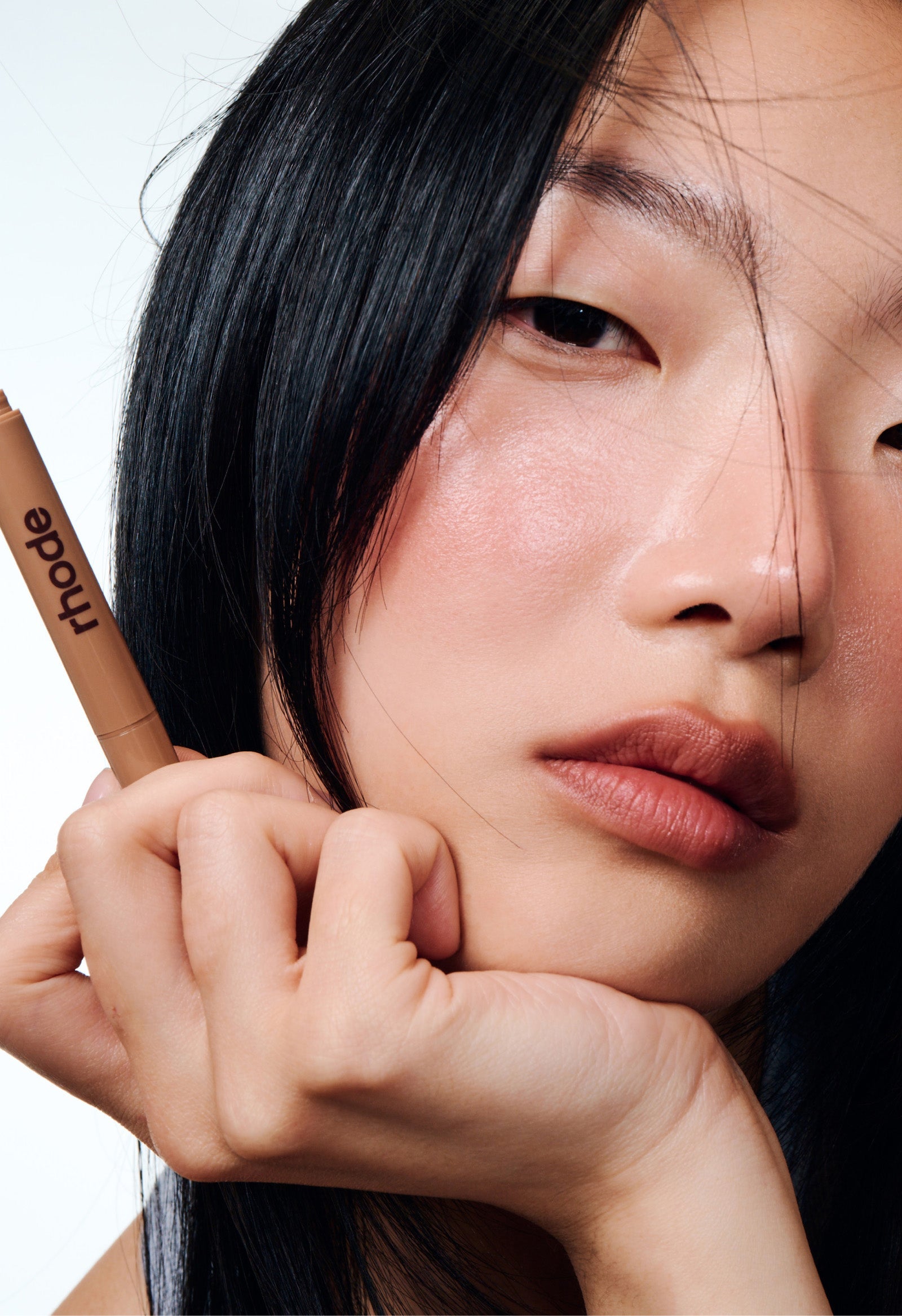 peptide lip shape lunge - Refined Feel Daily